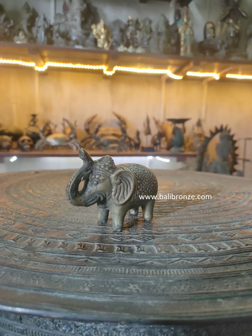 1158 Elephant 9 cm LSMS
