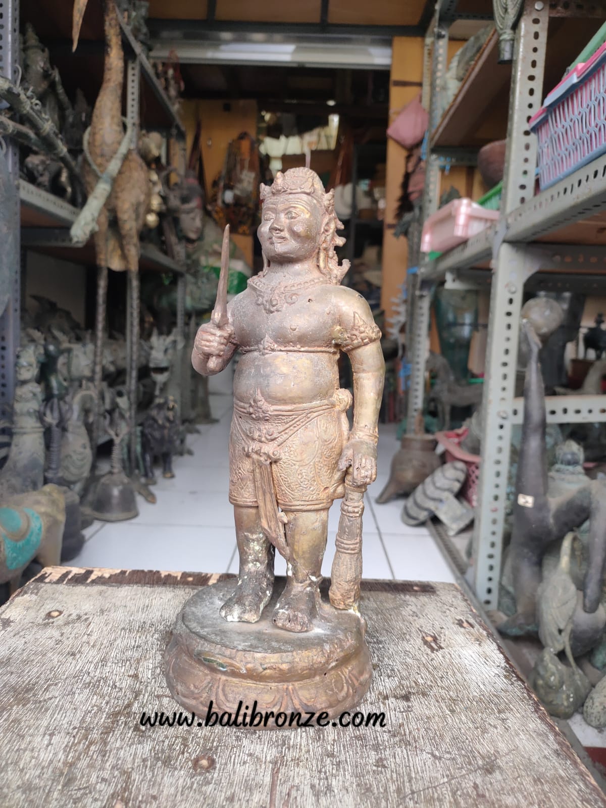 1080 Gajah Mada 28 cm LSMS